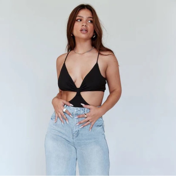 NWT Princess Polly River Black Bodysuit Size 4 - Picture 1 of 9